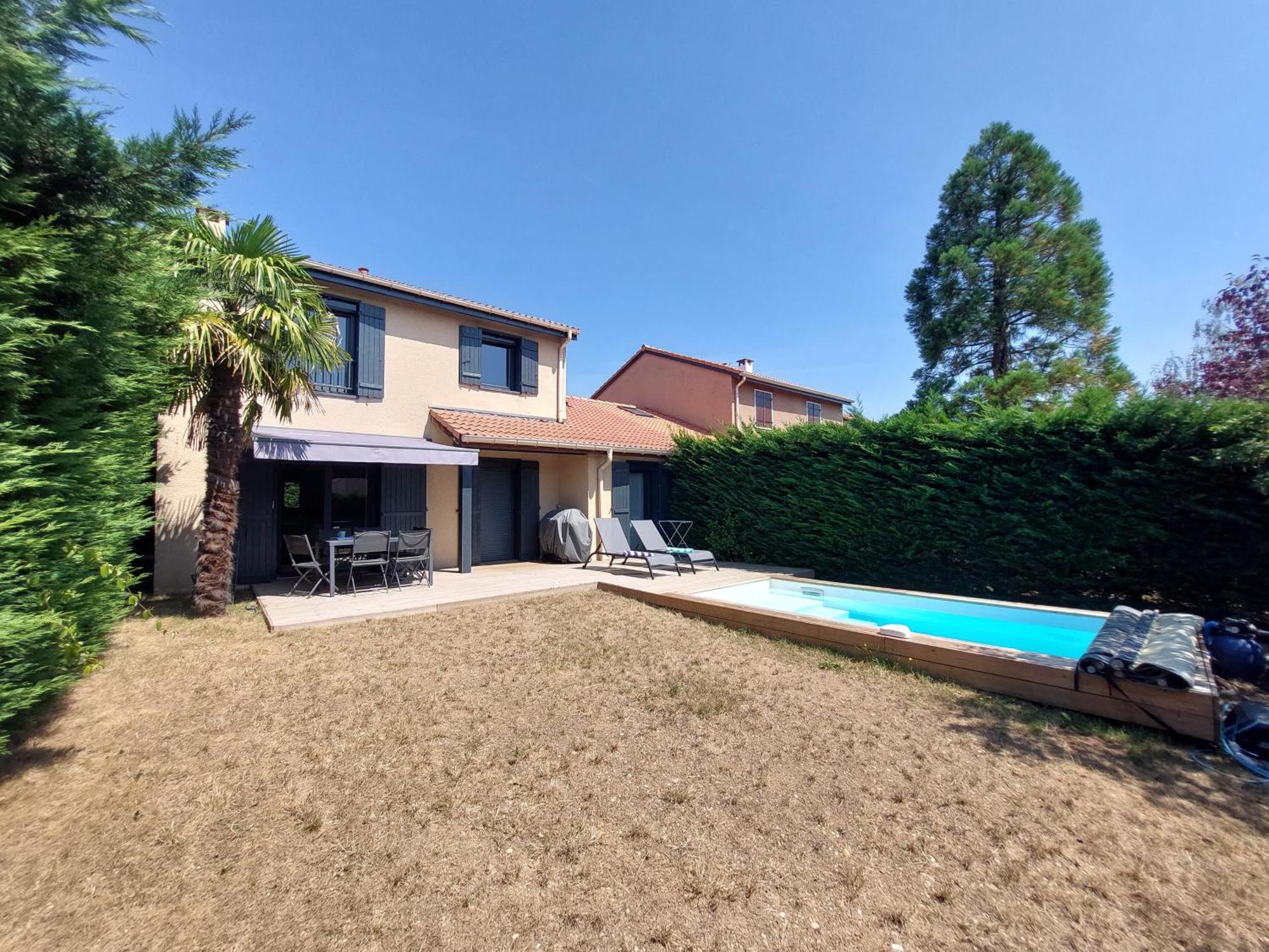 Sunny House - Villa 4 Chambres - Saint Genis Les Ollieres Saint-Genis-les-Ollières Exterior foto